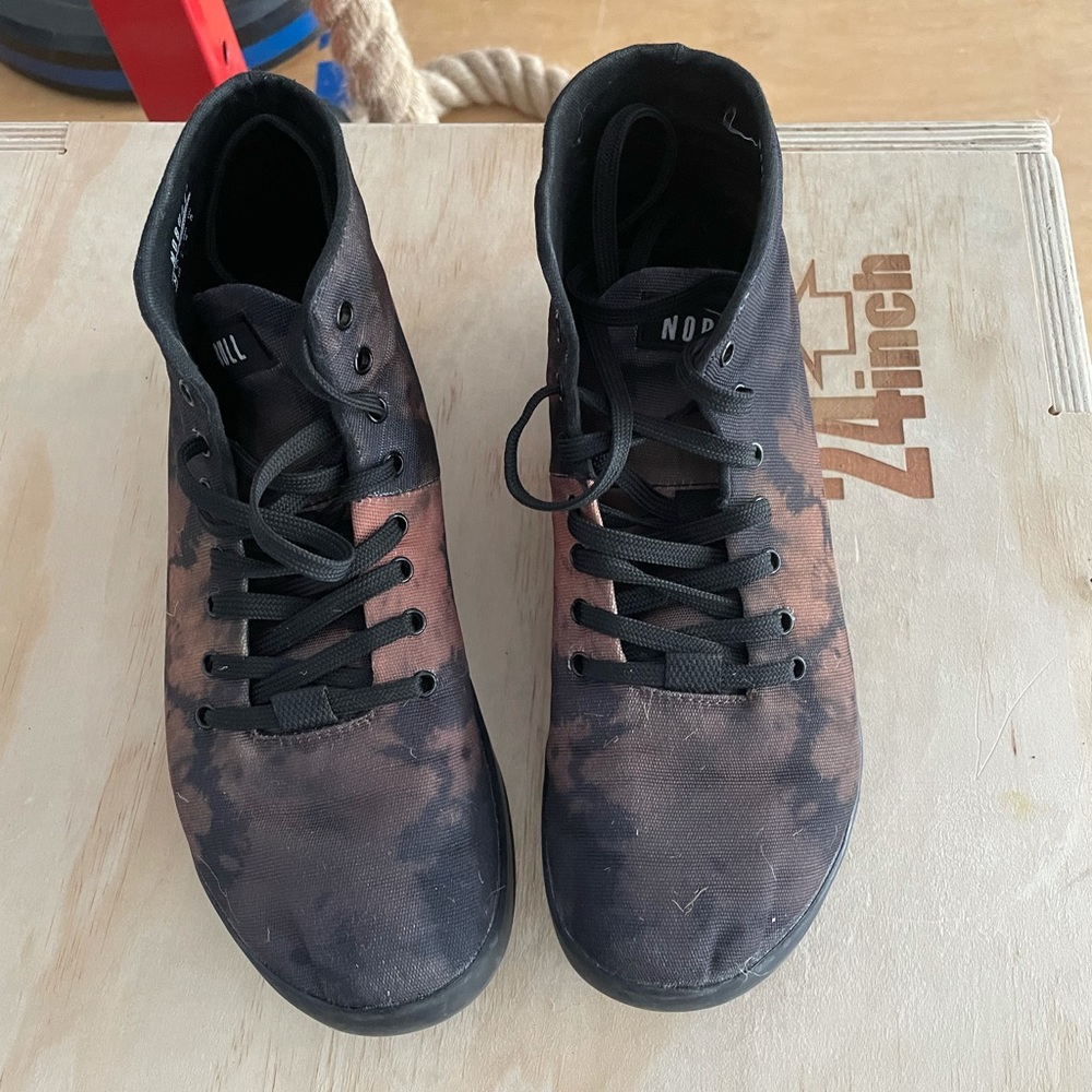 Slightly used NoBull Tye-Dye Trainers. Size 8.5